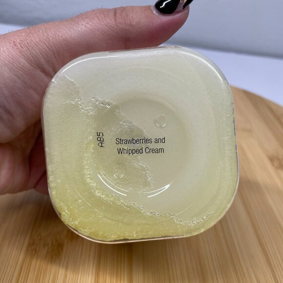 Josie Maran Whipped Argan Sugar Balm Body Scrub Strawberries Whipped Cream 10 oz - Picture 6 of 6